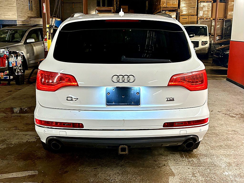 2010 Audi Q7 Image 6