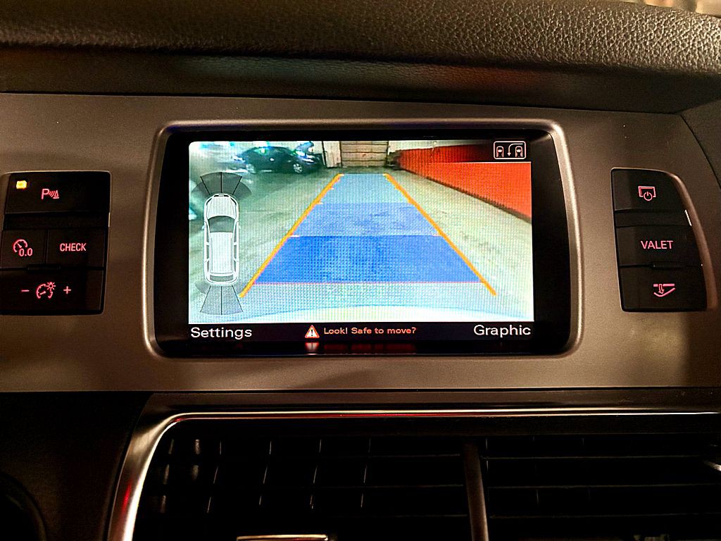 2010 Audi Q7 Image 16