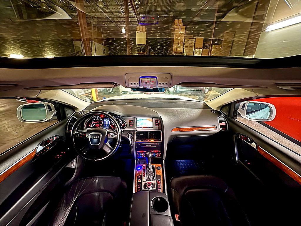 2010 Audi Q7 Image 22