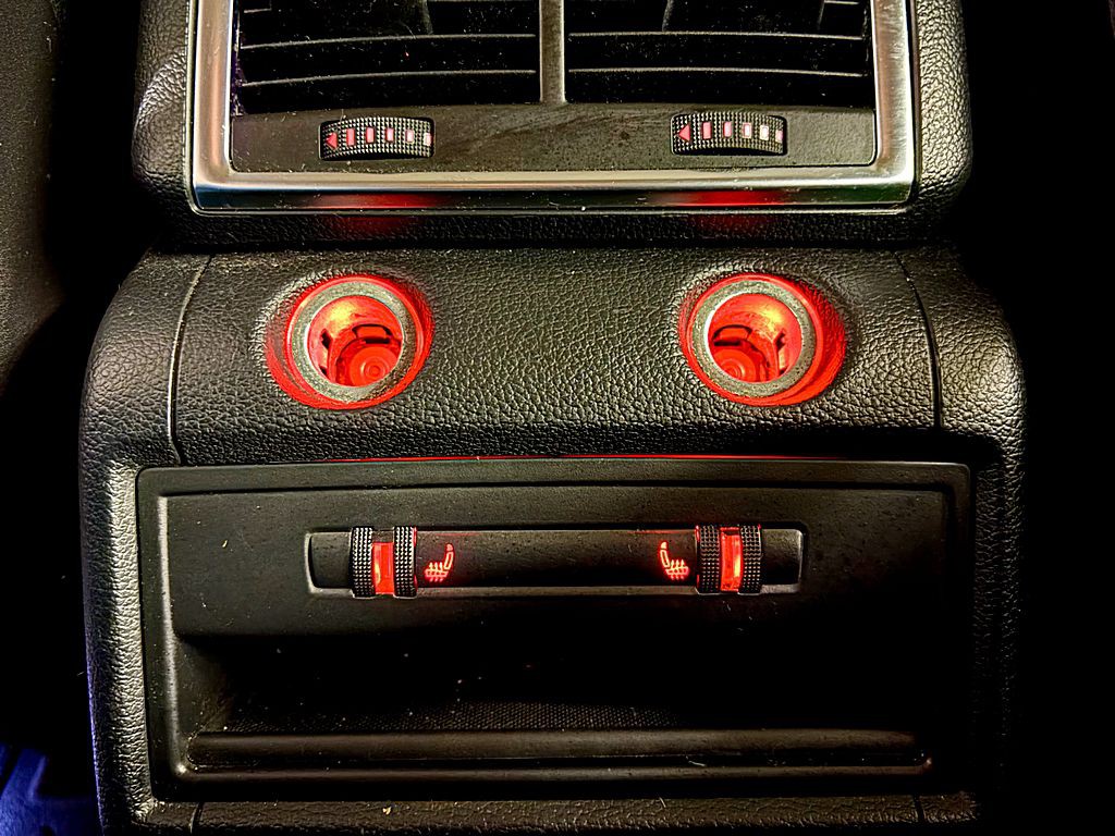 2010 Audi Q7 Image 23