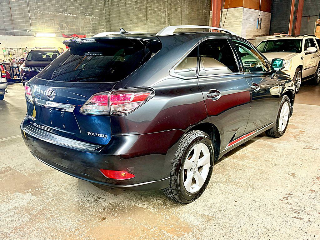 2010 Lexus RX Image 7