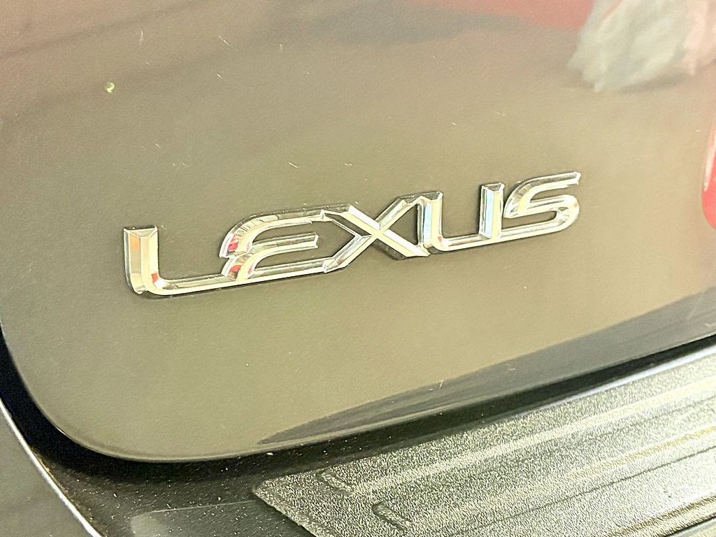 2010 Lexus RX Image 27
