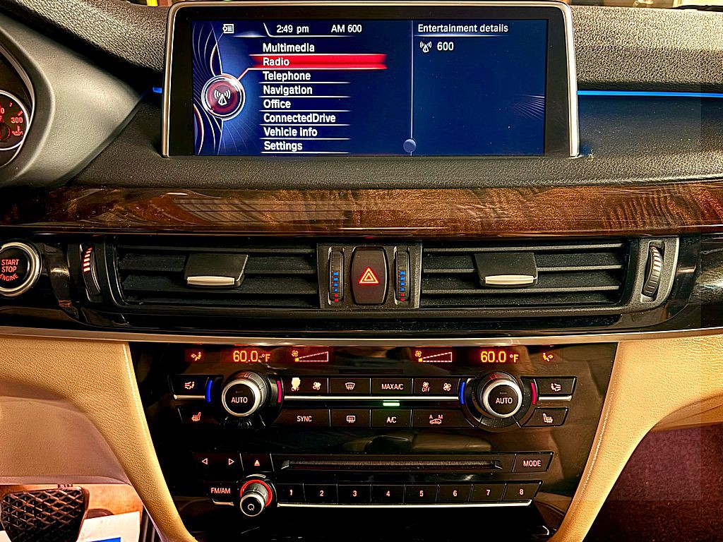 2014 BMW X5 Image 14