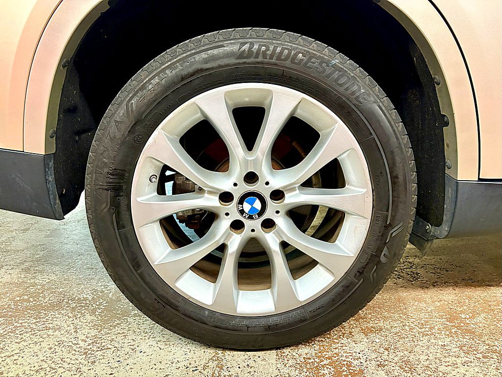 2014 BMW X5 Image 33