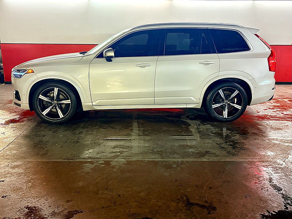 2016 Volvo XC90 Image 4
