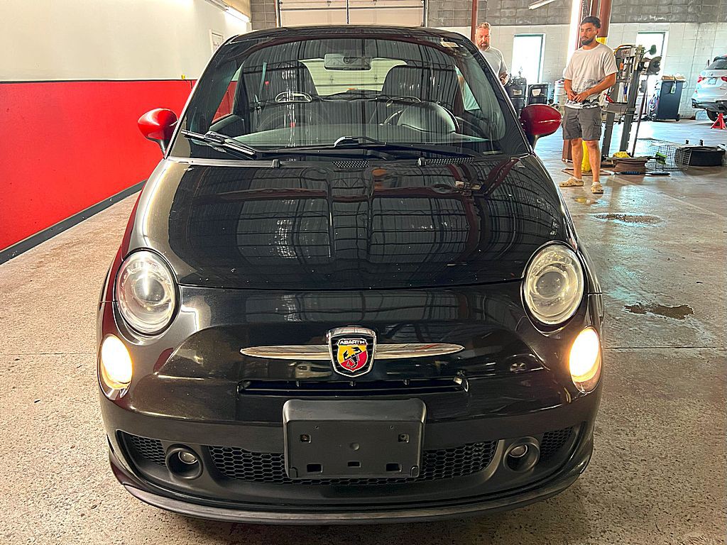 2013 FIAT 500 Image 4
