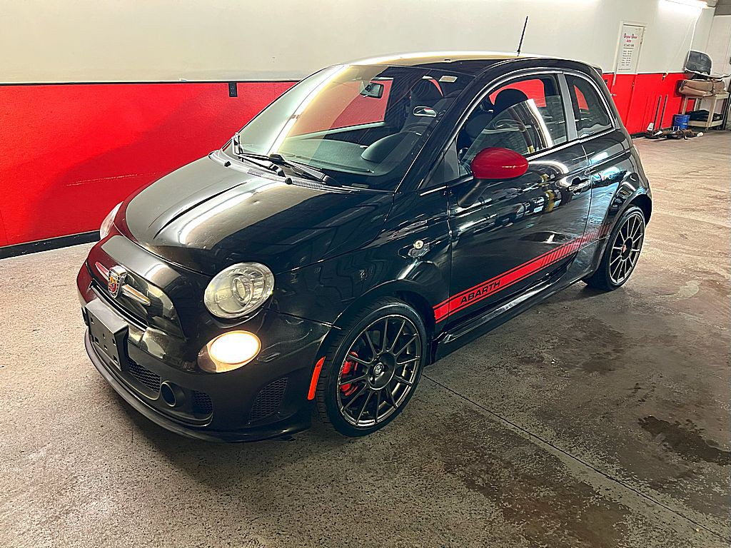 2013 FIAT 500 Image 6