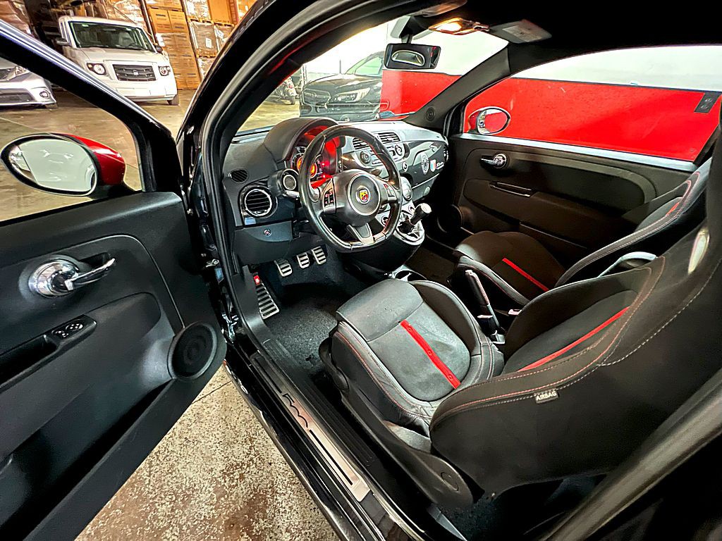 2013 FIAT 500 Image 15