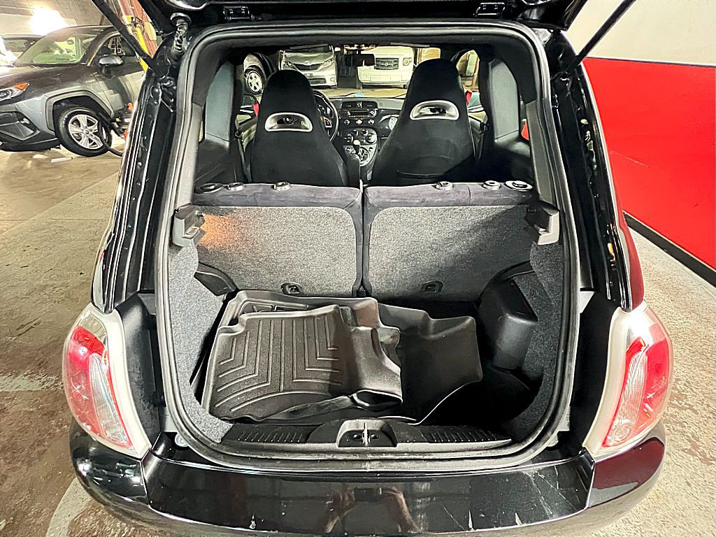 2013 FIAT 500 Image 24