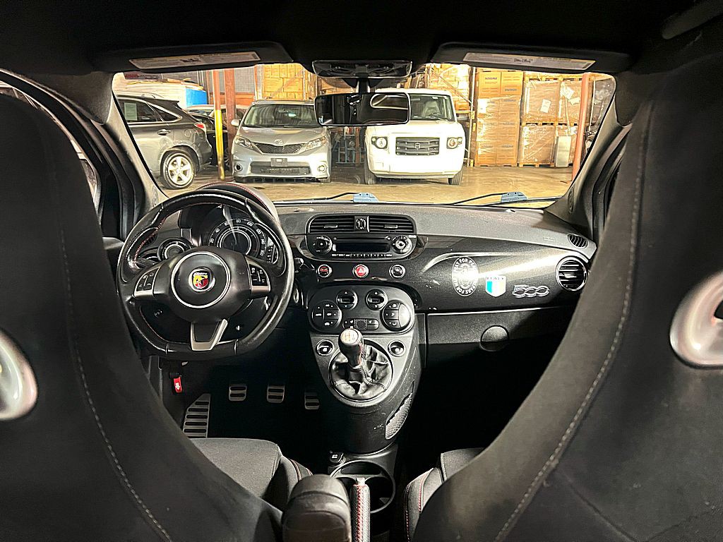 2013 FIAT 500 Image 25