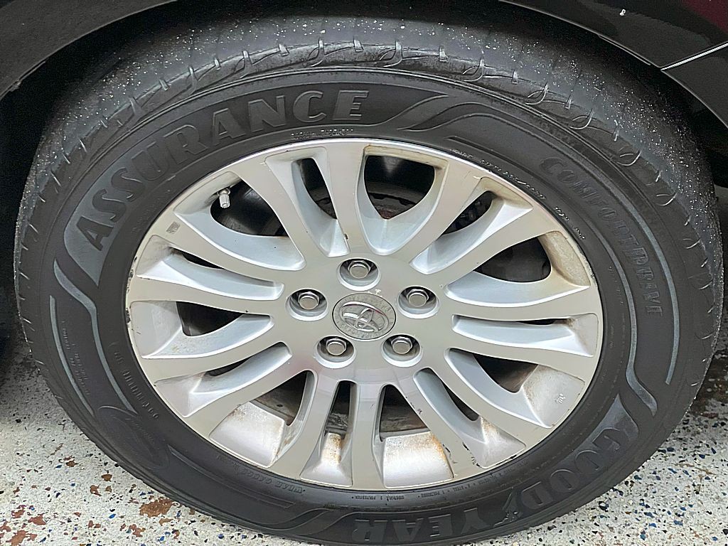 2014 Toyota Sienna Image 14