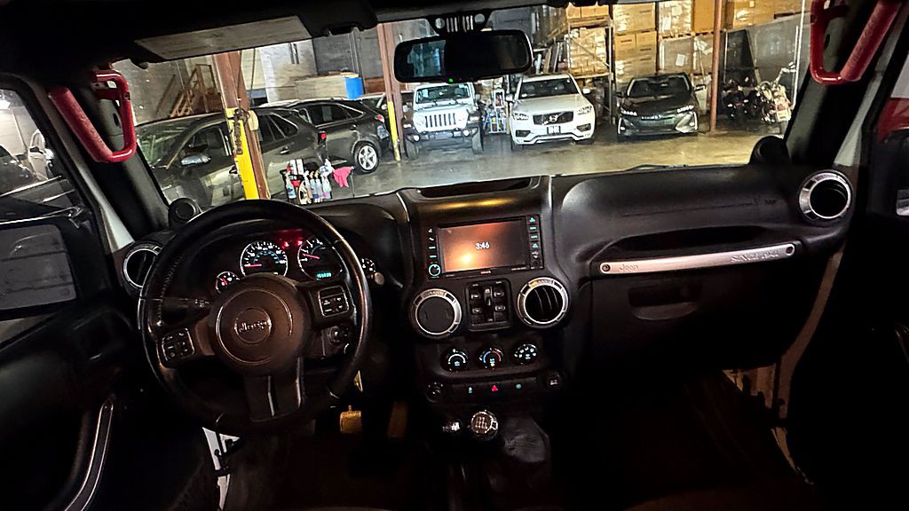 2014 Jeep Wrangler Unlimited Image 19