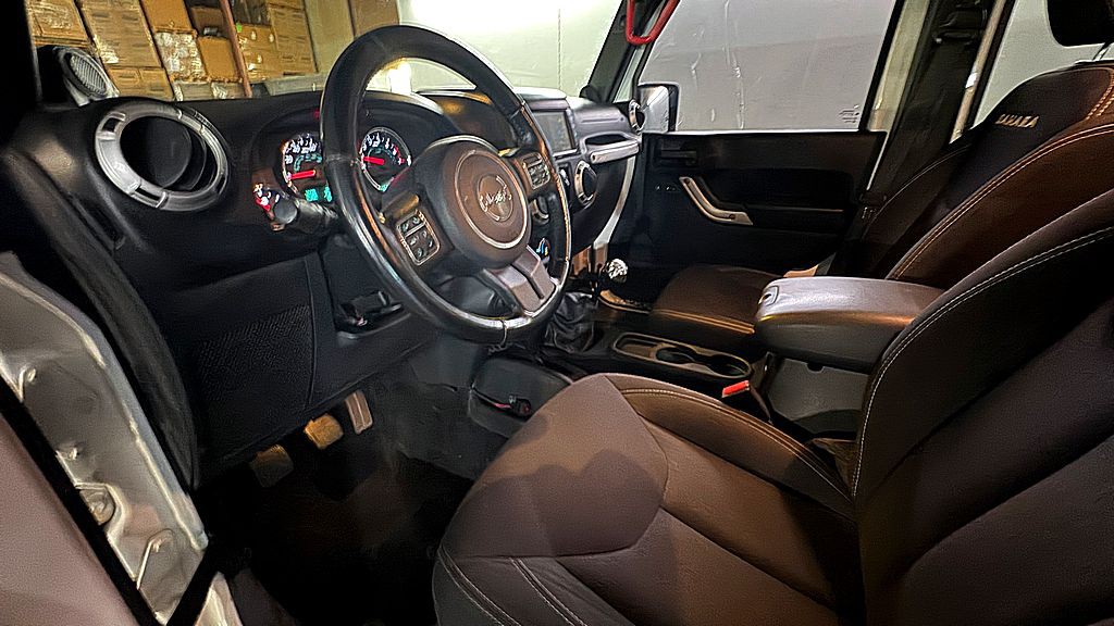 2014 Jeep Wrangler Unlimited Image 24
