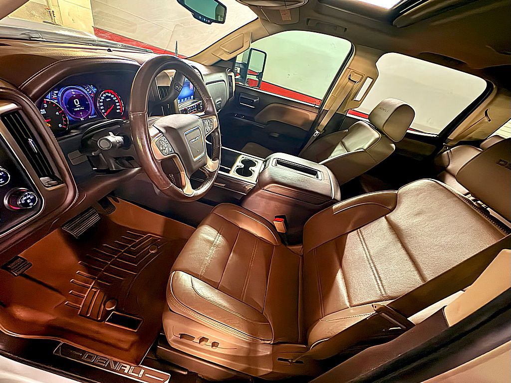 2015 GMC Sierra Image 10