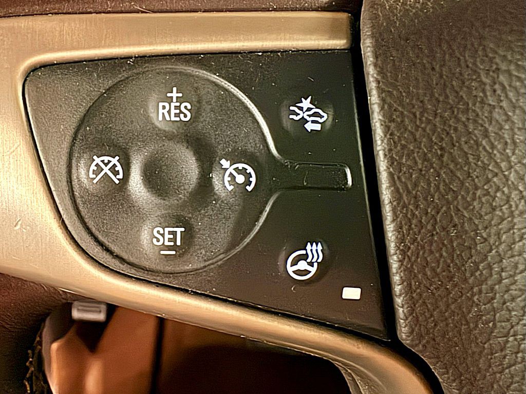 2015 GMC Sierra Image 14