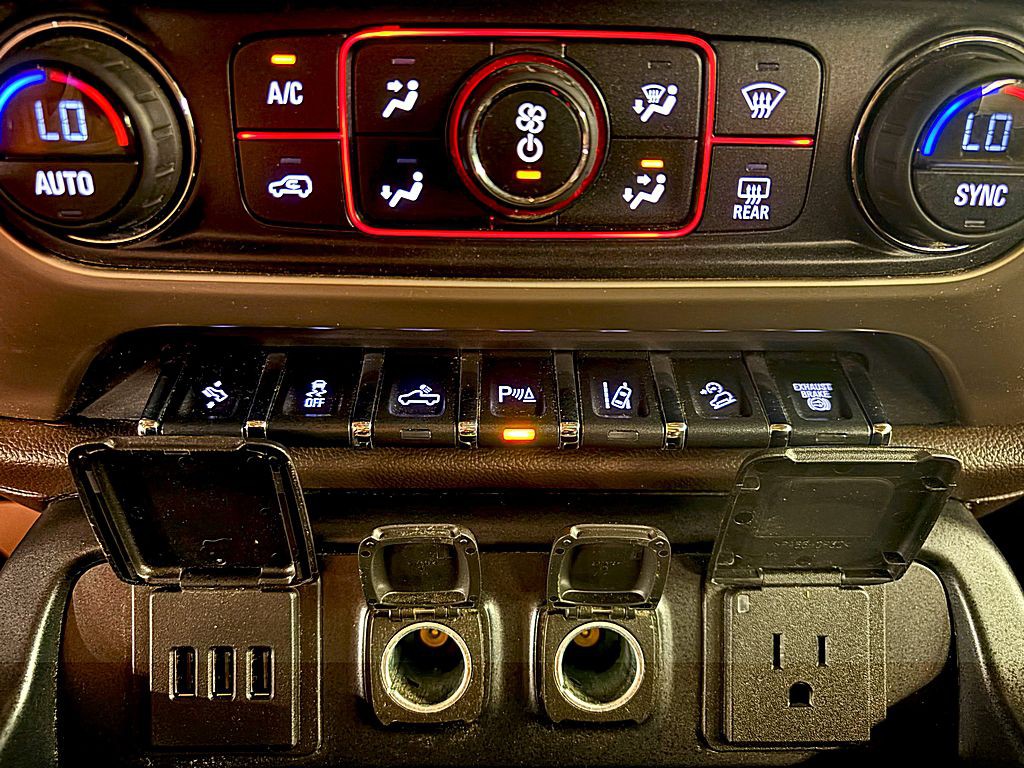 2015 GMC Sierra Image 20