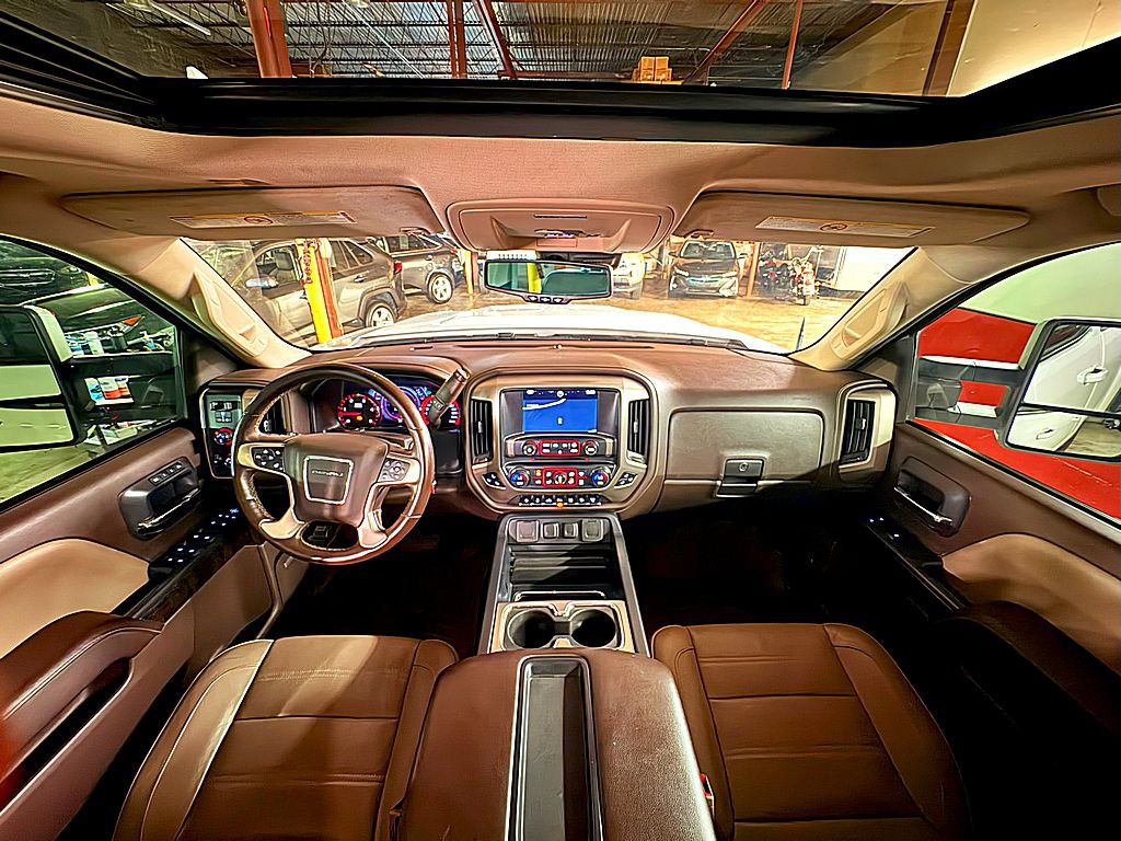 2015 GMC Sierra Image 23