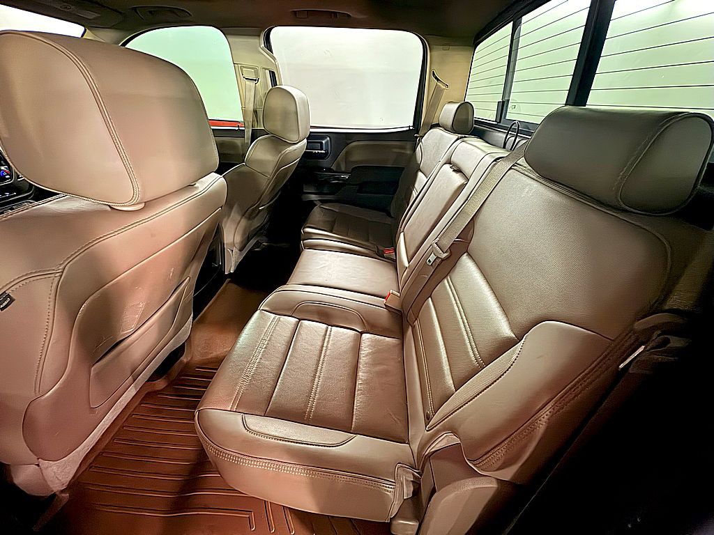 2015 GMC Sierra Image 24