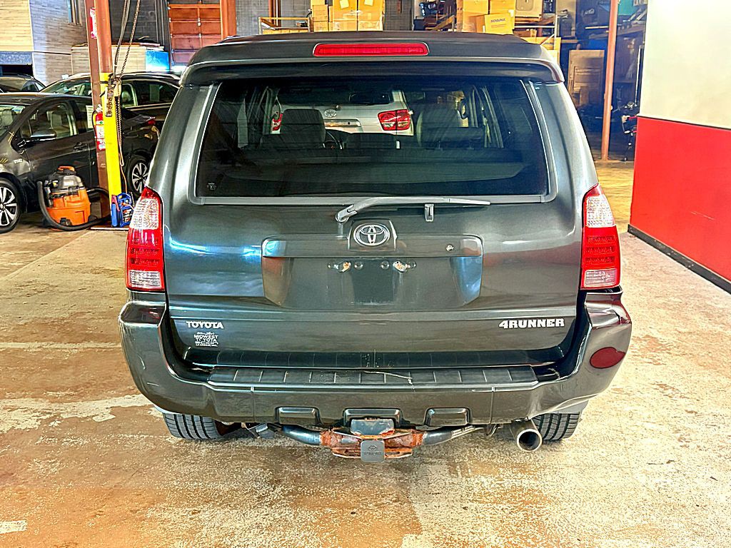 2007 Toyota 4Runner Image 6