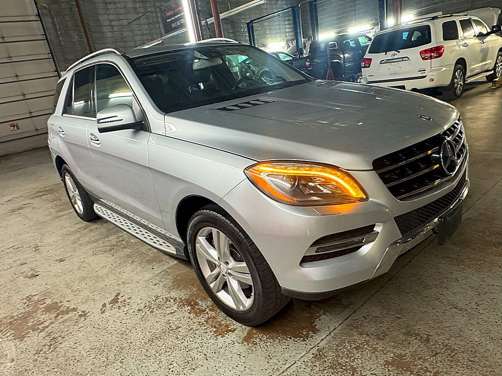 2013 Mercedes-Benz M-Class Image 8