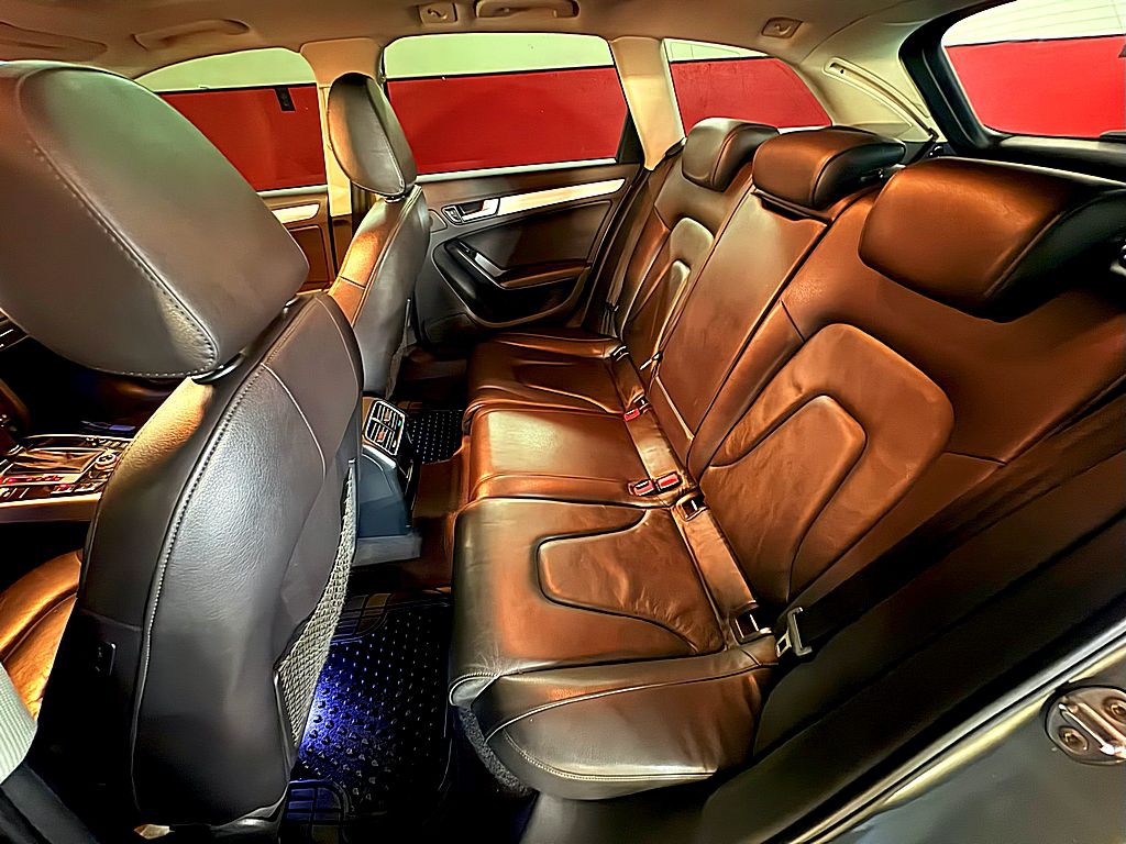 2010 Audi A4 Image 19