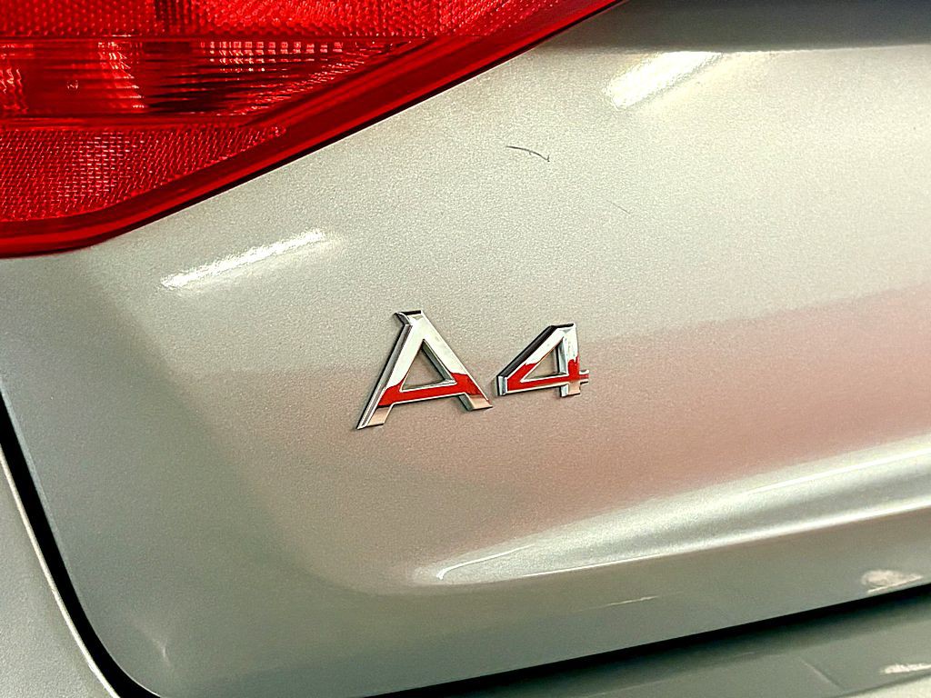 2010 Audi A4 Image 24