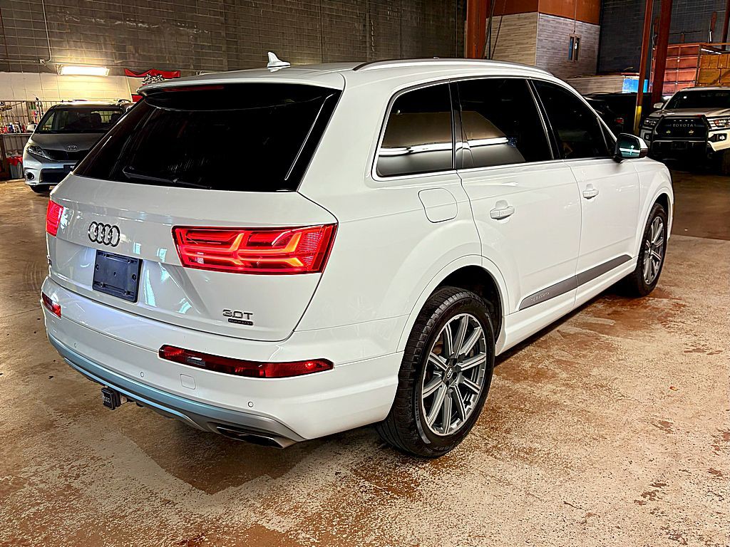 2018 Audi Q7 Image 7