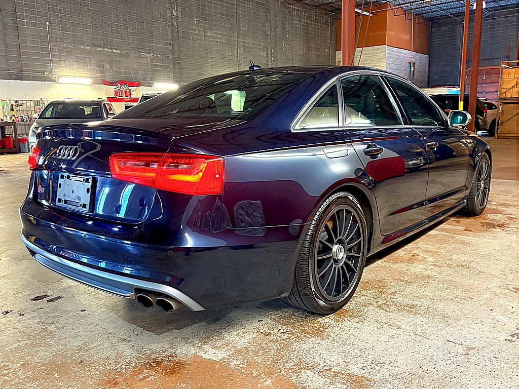 2013 Audi S6 Image 6