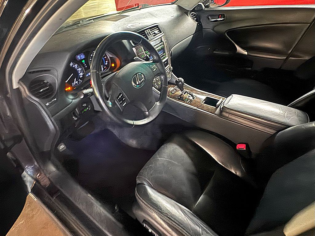 2009 Lexus IS Image 10
