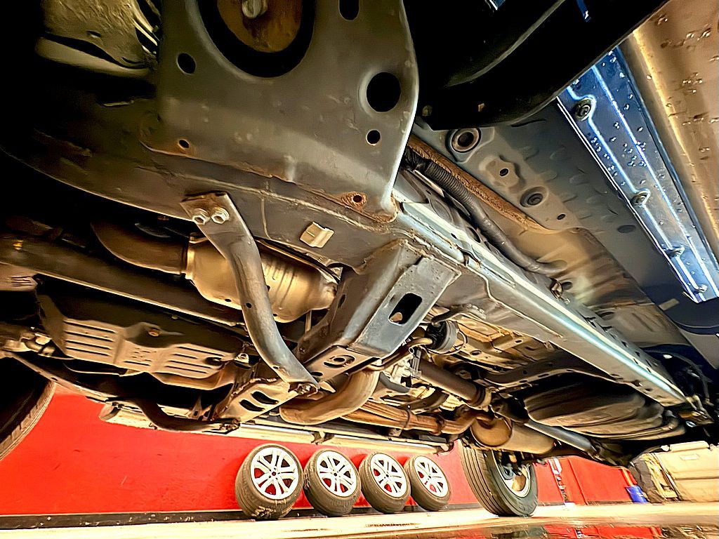 2017 Toyota Tacoma Image 37