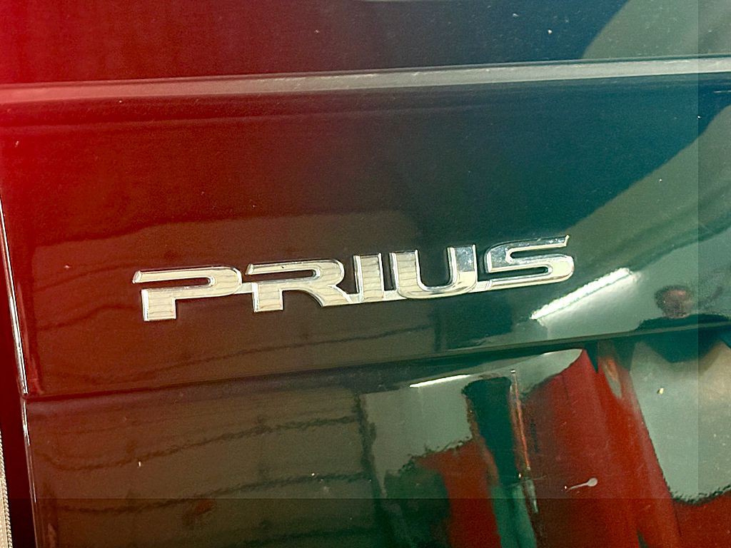 2010 Toyota Prius Image 28