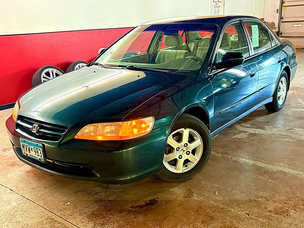 2000 Honda Accord Image 1
