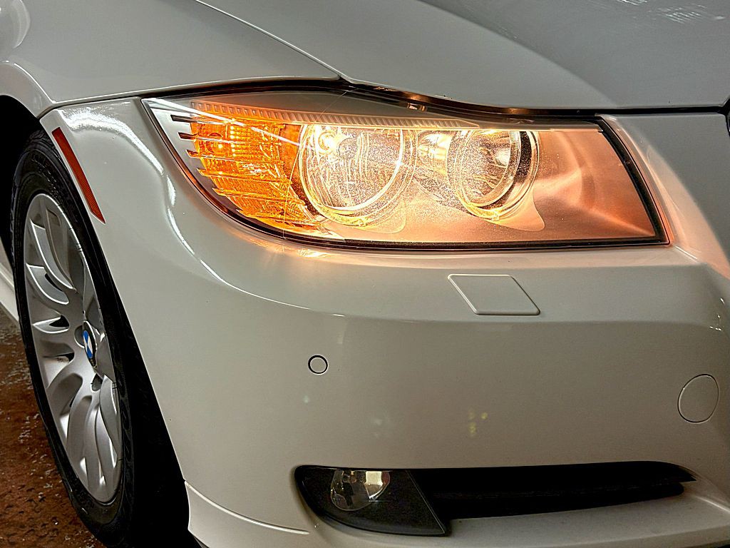 2009 BMW 3 Series Image 27