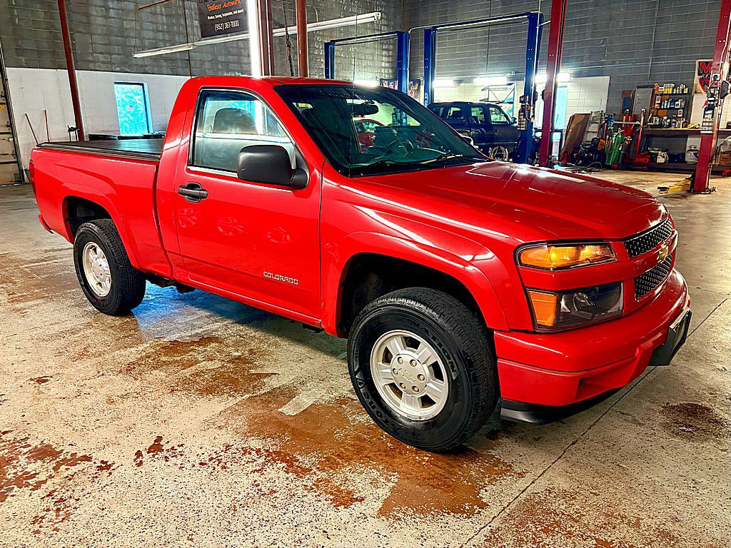 2004 Chevrolet Colorado Image 8