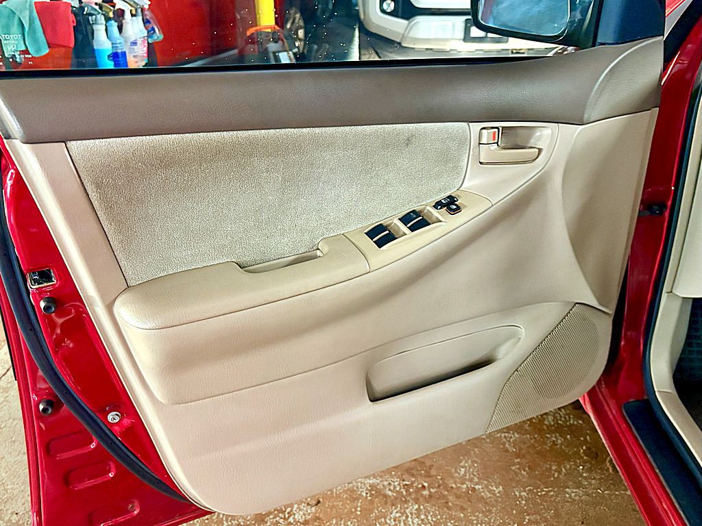 2007 Toyota Corolla Image 10