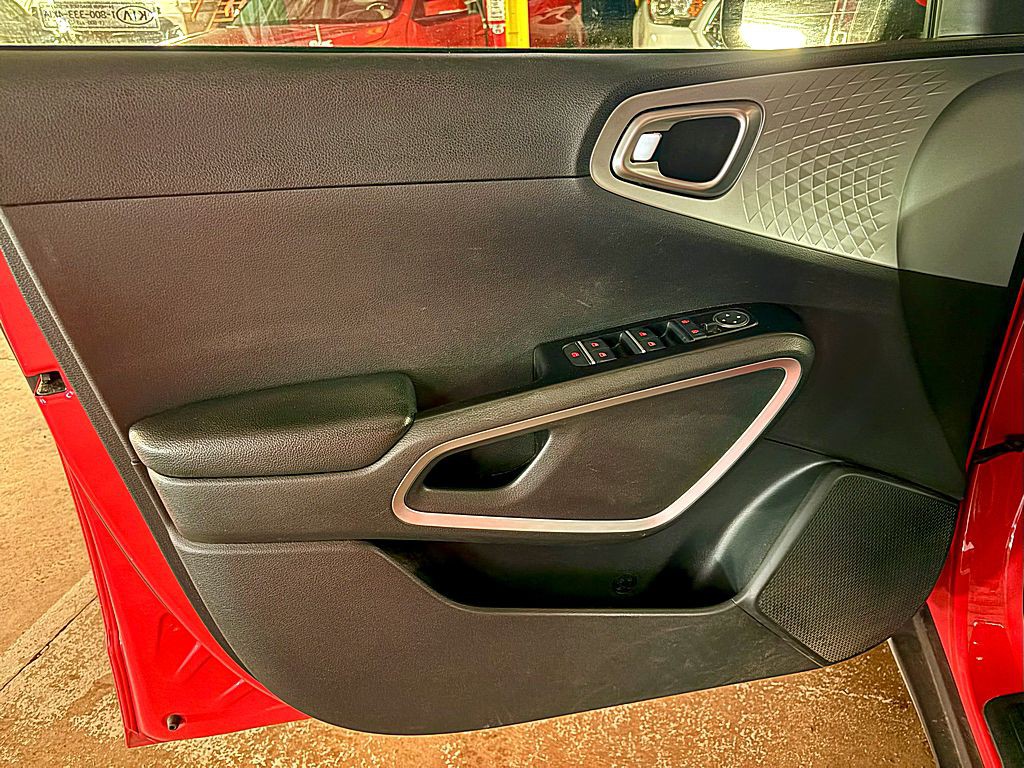 2020 Kia Soul Image 18