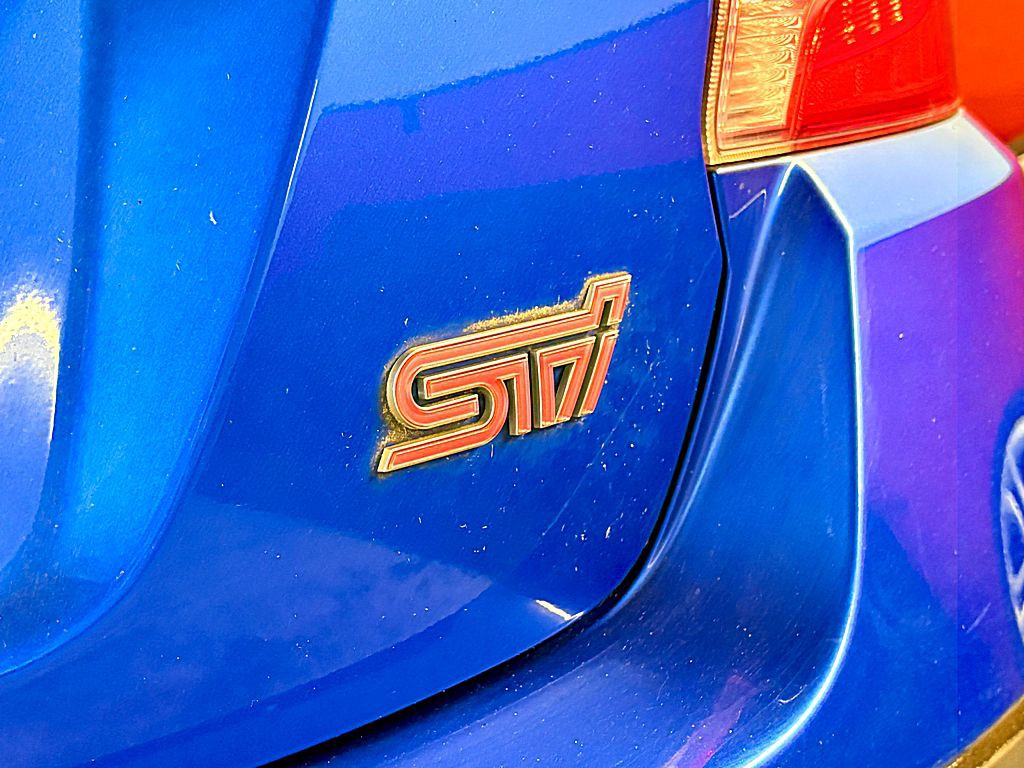 2015 Subaru WRX Image 30