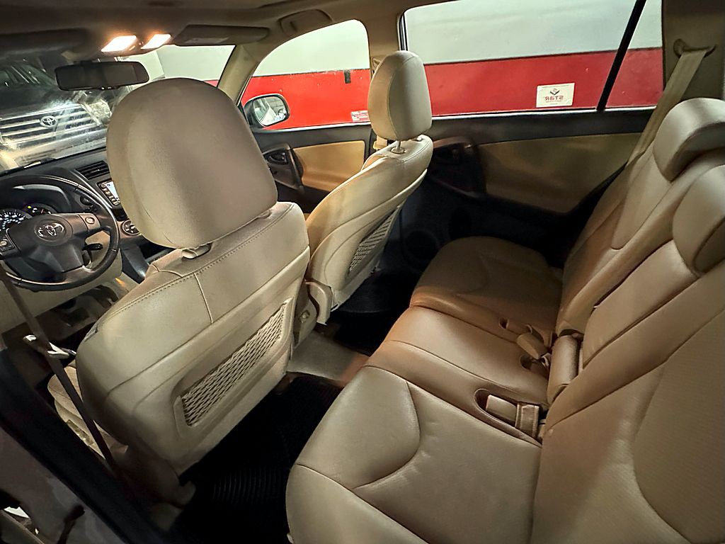 2009 Toyota Rav4 Image 16