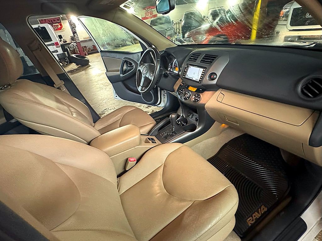 2009 Toyota Rav4 Image 20