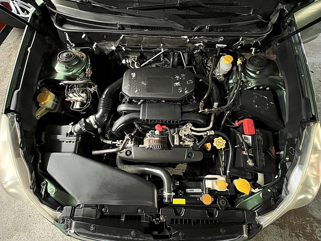 2011 Subaru Outback Image 2