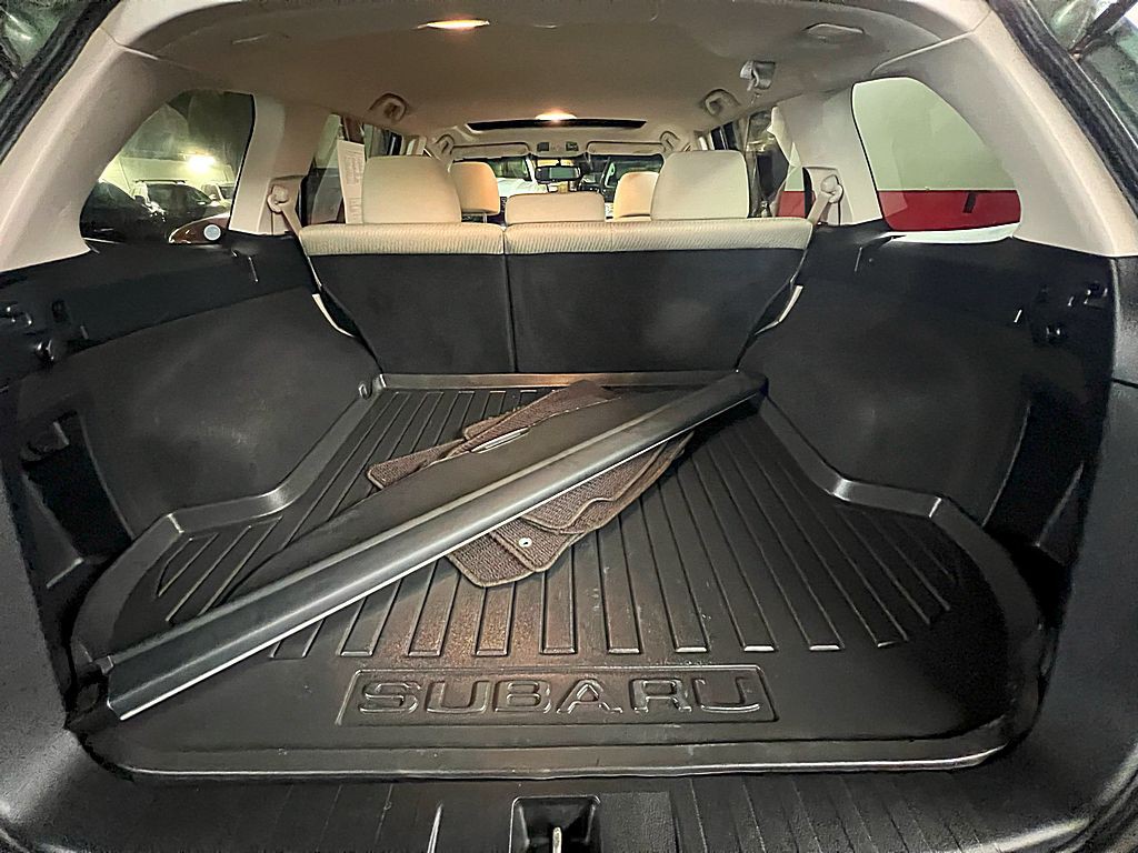2011 Subaru Outback Image 19