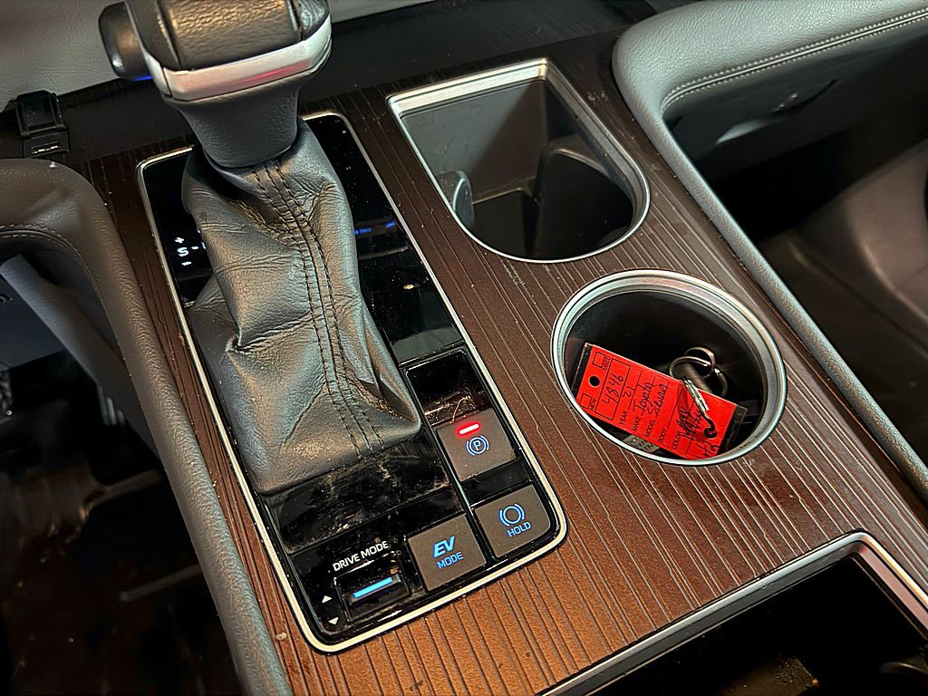 2021 Toyota Sienna Image 13