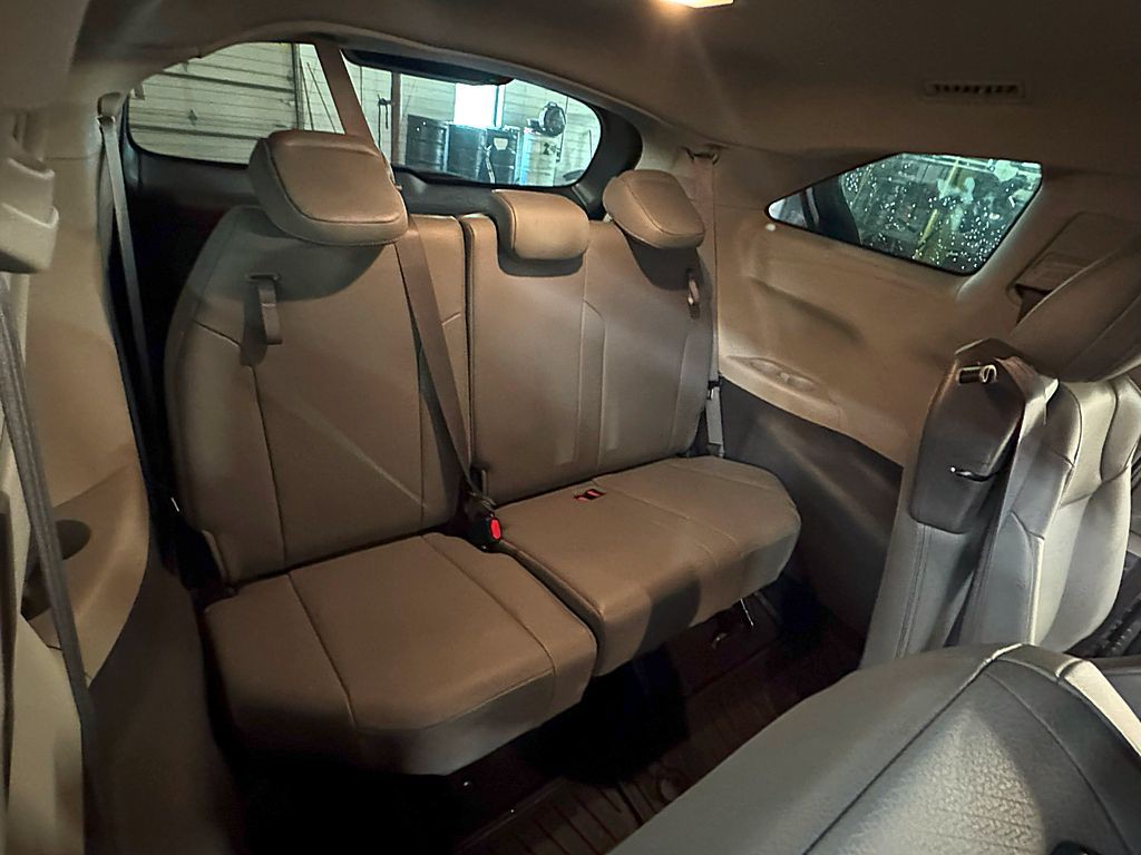 2021 Toyota Sienna Image 22