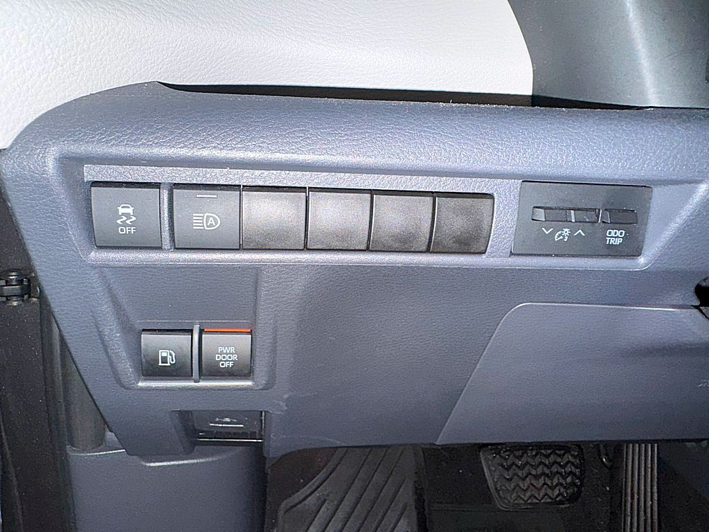 2021 Toyota Sienna Image 27