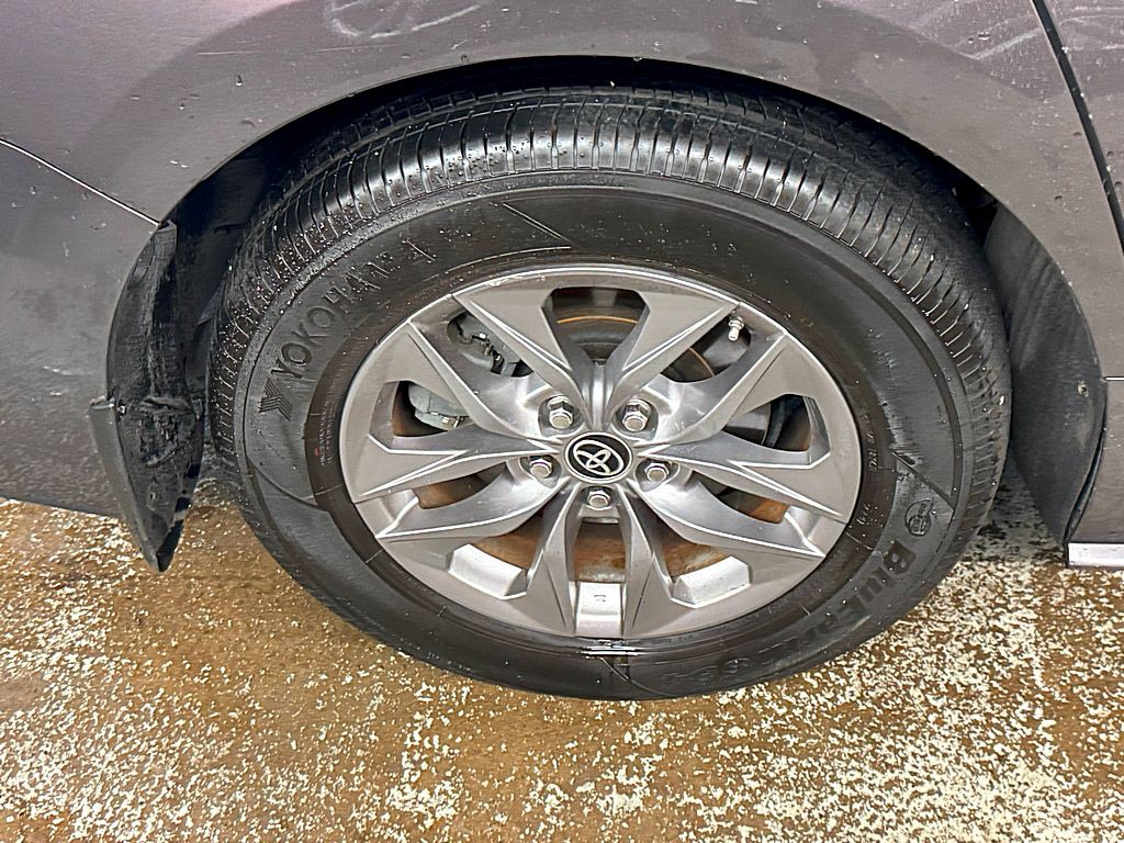 2021 Toyota Sienna Image 30