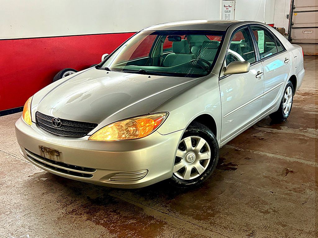 2003 Toyota Camry Image 1