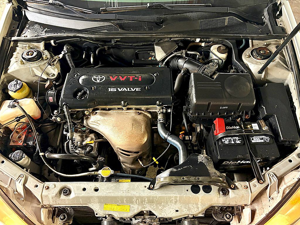 2003 Toyota Camry Image 2
