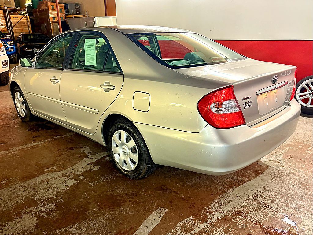 2003 Toyota Camry Image 5