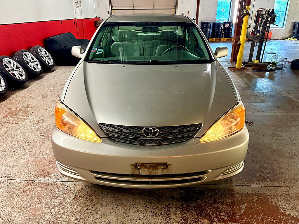 2003 Toyota Camry Image 9