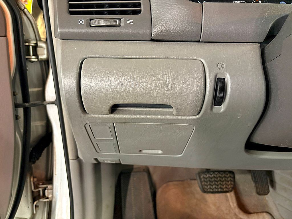 2003 Toyota Camry Image 15